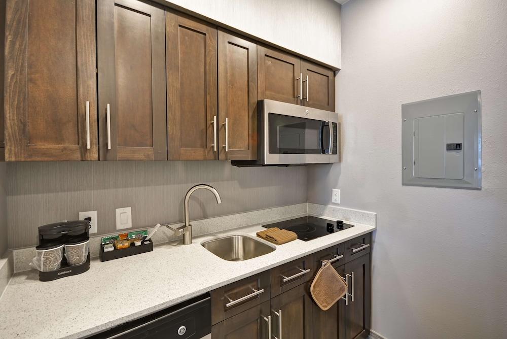 Homewood Suites By Hilton קונרו מראה חיצוני תמונה